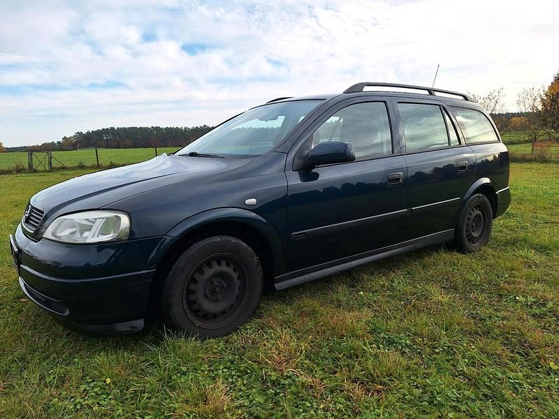 Blau Gebraucht 2002 Opel Astra Kombi | 1.499 € - Bild 1/4