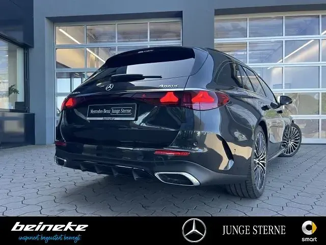 Gebraucht Mercedes E300 AMG 313 PS (230 kW) 2025 Grau Limousine