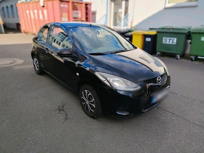 Gebraucht Mazda 2 75 PS (55 kW) 2009 Schwarz Kleinwagen