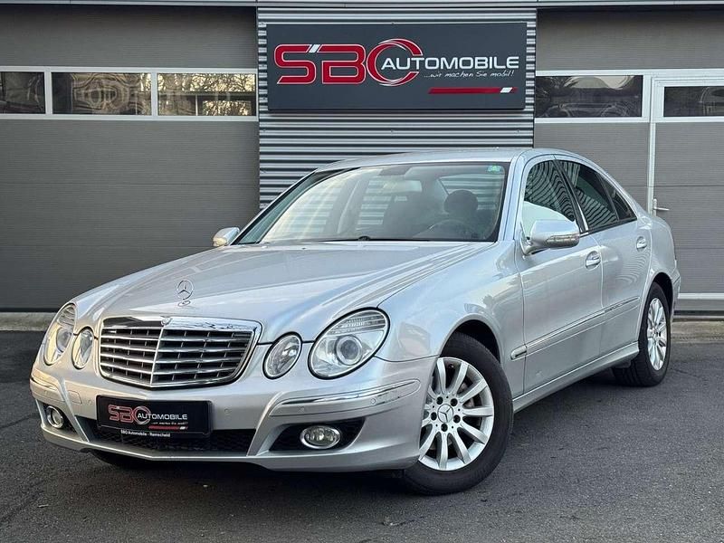 Gebraucht Mercedes E200 Elegance 184 PS (135 kW) 2006 Silber Limousine