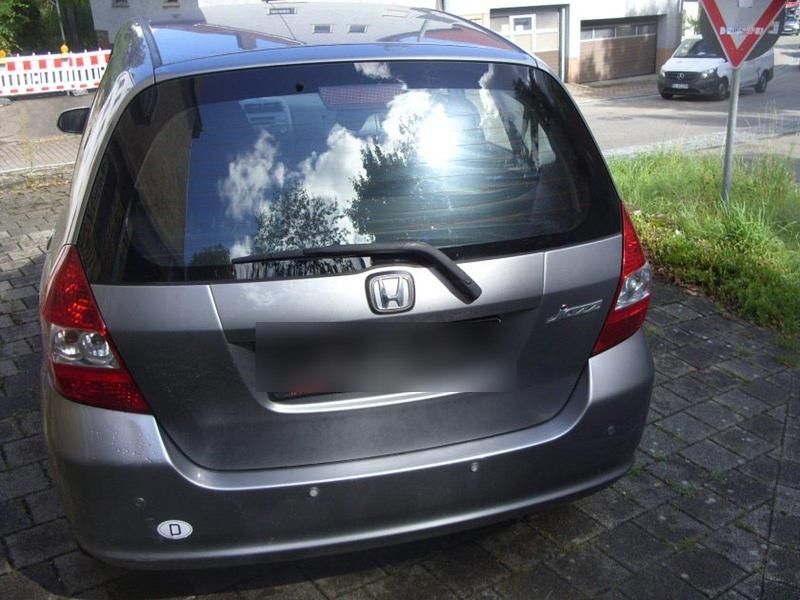 Gebraucht Honda Jazz 83 PS (61 kW) 2004 Silber Kleinwagen