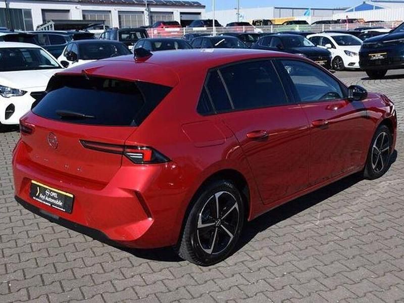 Gebraucht Opel Astra Edition 110 PS (80 kW) 2024 Rot Limousine