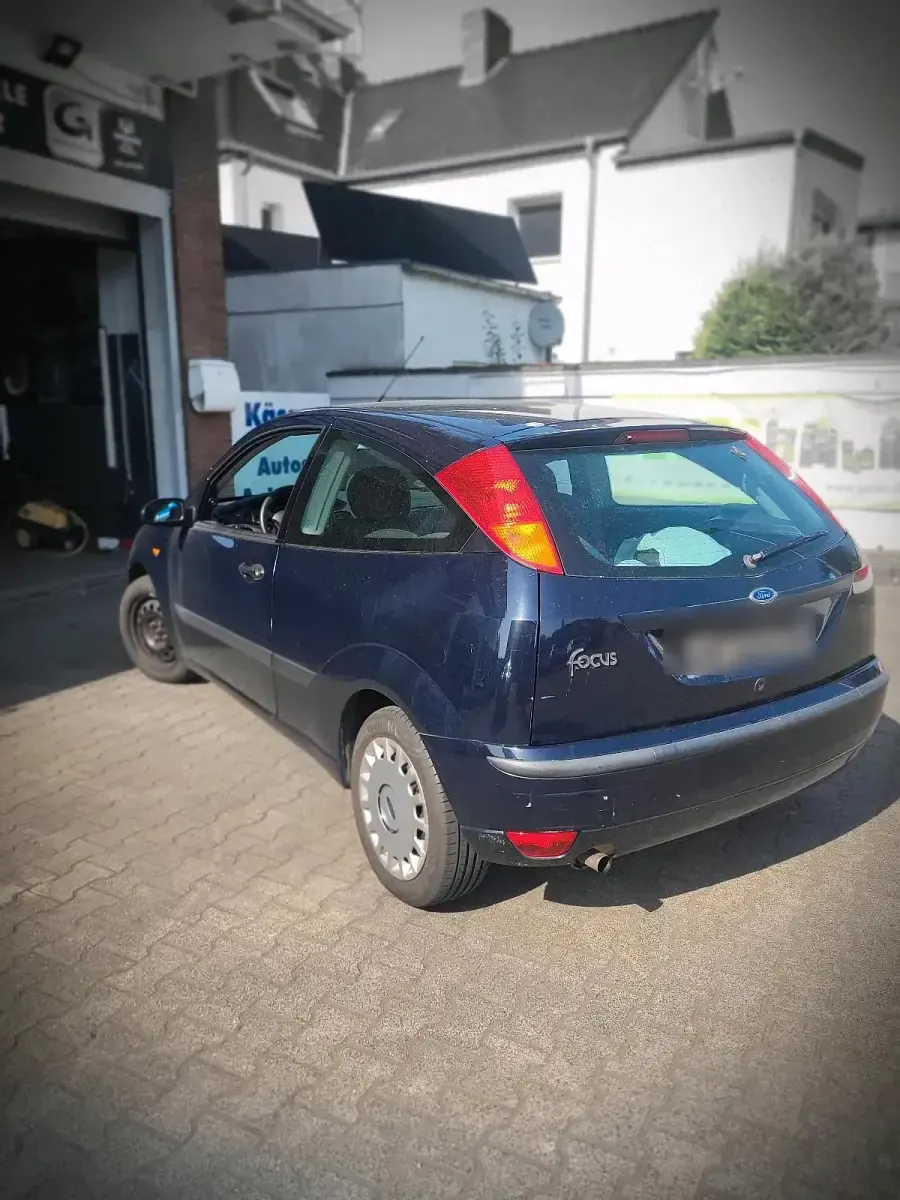 Gebraucht Ford Focus 75 PS (55 kW) 2004 Blau Coupé