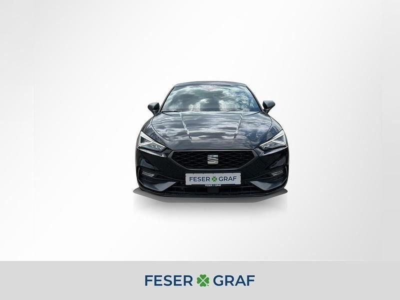 Midnight schwarz metallic Gebraucht 2020 Seat Leon FR Limousine | 18.840 € (Guter Preis) - Bild 1/4