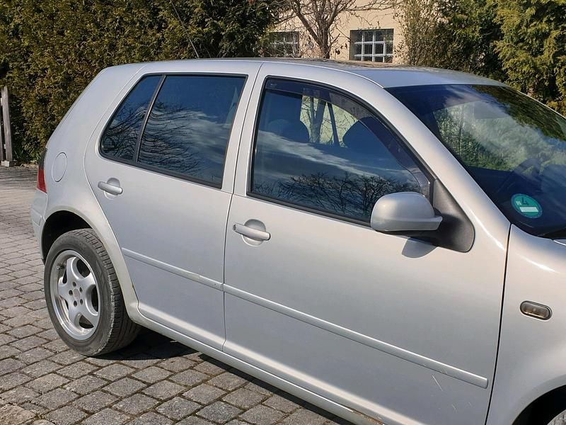 Gebraucht VW Golf III 101 PS (74 kW) 1998 Silber Kleinwagen