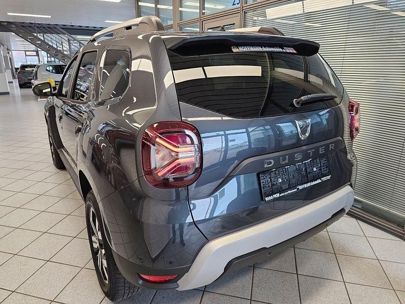 Gebraucht Dacia Duster Prestige 131 PS (96 kW) 2023 Graumet. (metallic) SUV