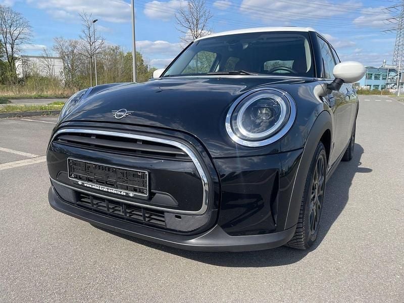 Gebraucht Mini Cooper Classic 136 PS (100 kW) 2021 Schwarz Kleinwagen