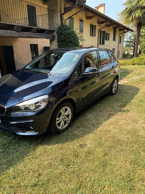 Gebraucht BMW 216 Active Tourer Advantage 116 PS (85 kW) 2016 Blau Van / Kleinbus