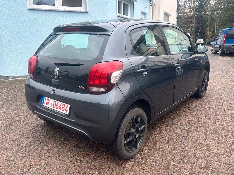 Gebraucht Peugeot 108 69 PS (50 kW) 2015 Grau Kleinwagen
