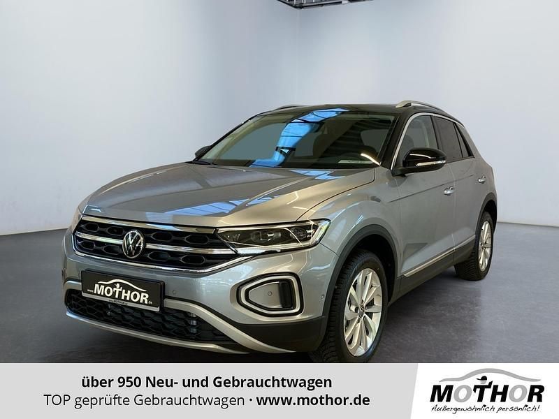Silber Neu 2025 VW T-Roc Style SUV | 41.378 € (Teuer) - Bild 1/4