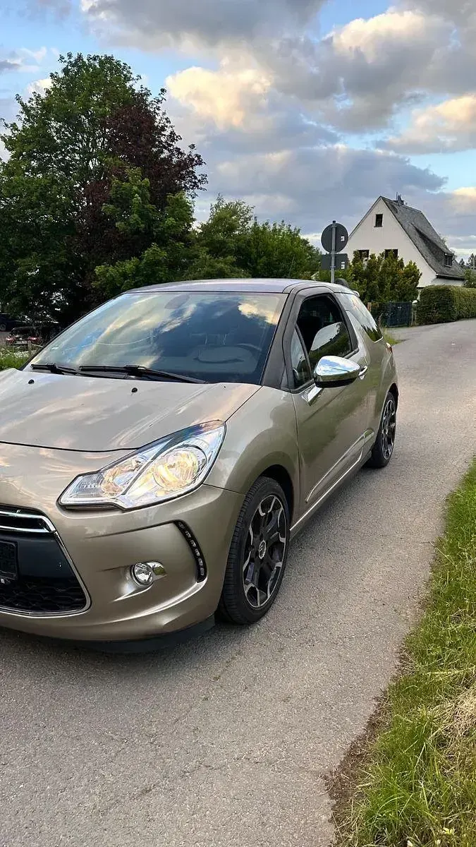 Gebraucht Citroën DS3 160 PS (117 kW) 2010 Gold Kleinwagen