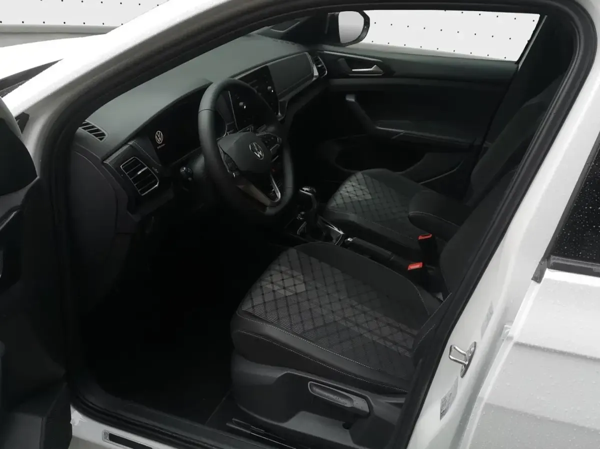 Gebraucht VW T-Cross R-line 116 PS (85 kW) 2025 Weiß SUV