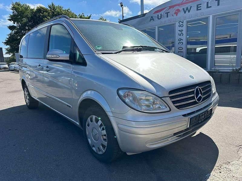 Brillantsilber Gebraucht 2008 Mercedes Viano Van / Kleinbus | 5.980 € (Superpreis) - Bild 1/4