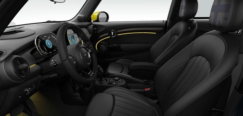 Gebraucht Mini Cooper SE 135 kW (184 PS) 2023 Schwarz Kleinwagen