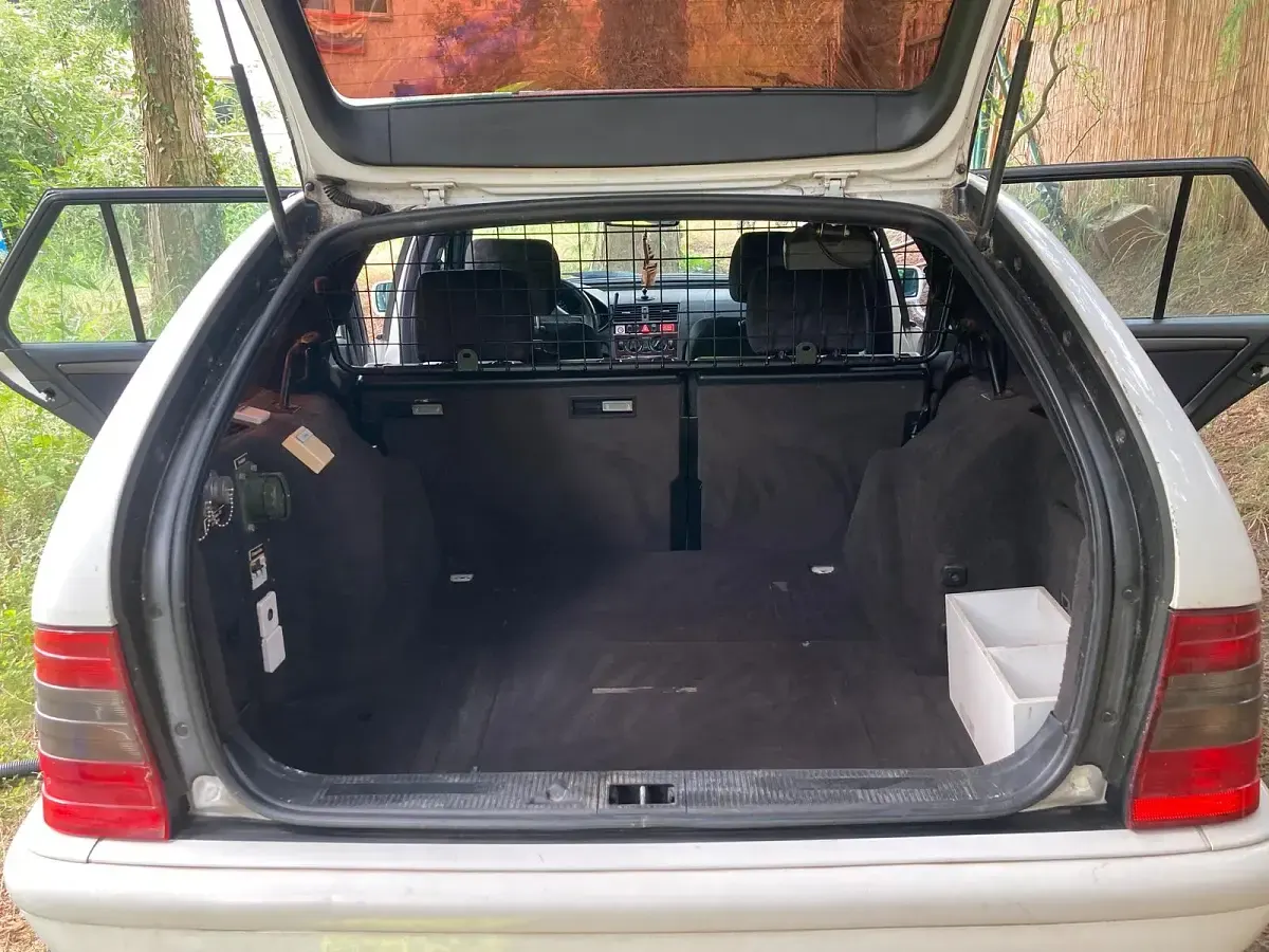 Gebraucht Mercedes C220 125 PS (91 kW) 2001 Weiß Kombi