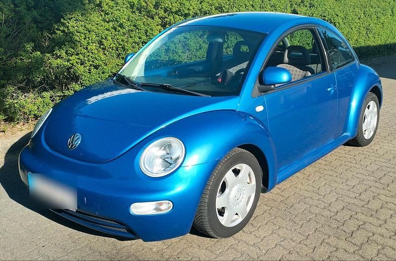 Blau Gebraucht 1999 VW Beetle Coupé | 2.995 € (Etwas zu teuer) - Bild 1/4