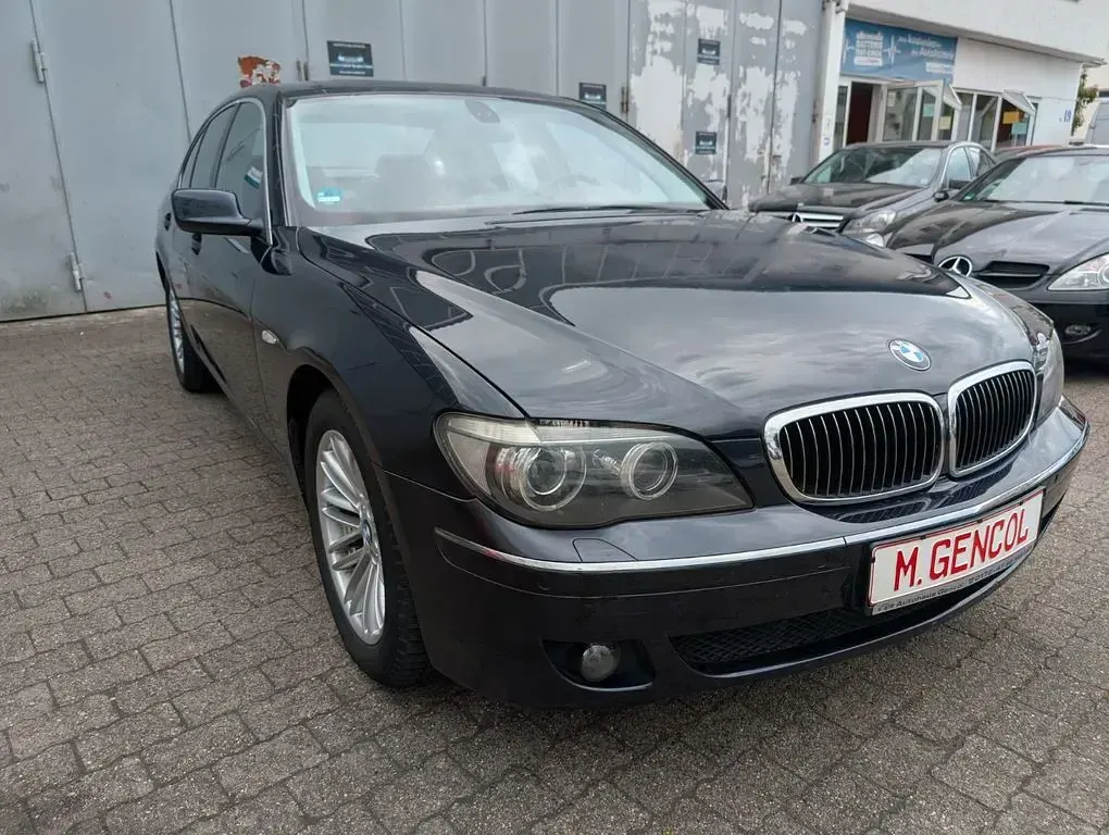 Gebraucht BMW 730 231 PS (169 kW) 2007 Blau Limousine