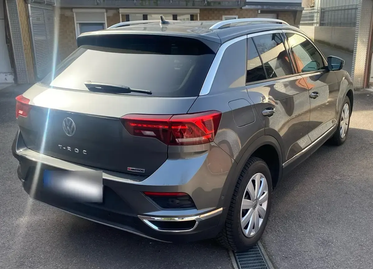 Używany VW T-Roc 190 KM (139 kW) 2018 Szary SUV