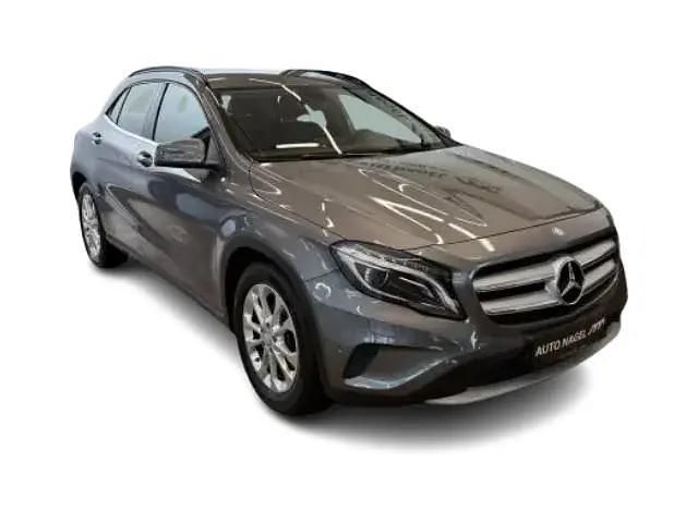 Gebraucht Mercedes GLA200 Style 156 PS (114 kW) 2015 Grau SUV