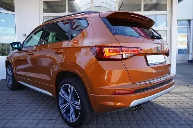 Gebraucht Seat Ateca 4Drive 190 PS (139 kW) 2017 Orange SUV