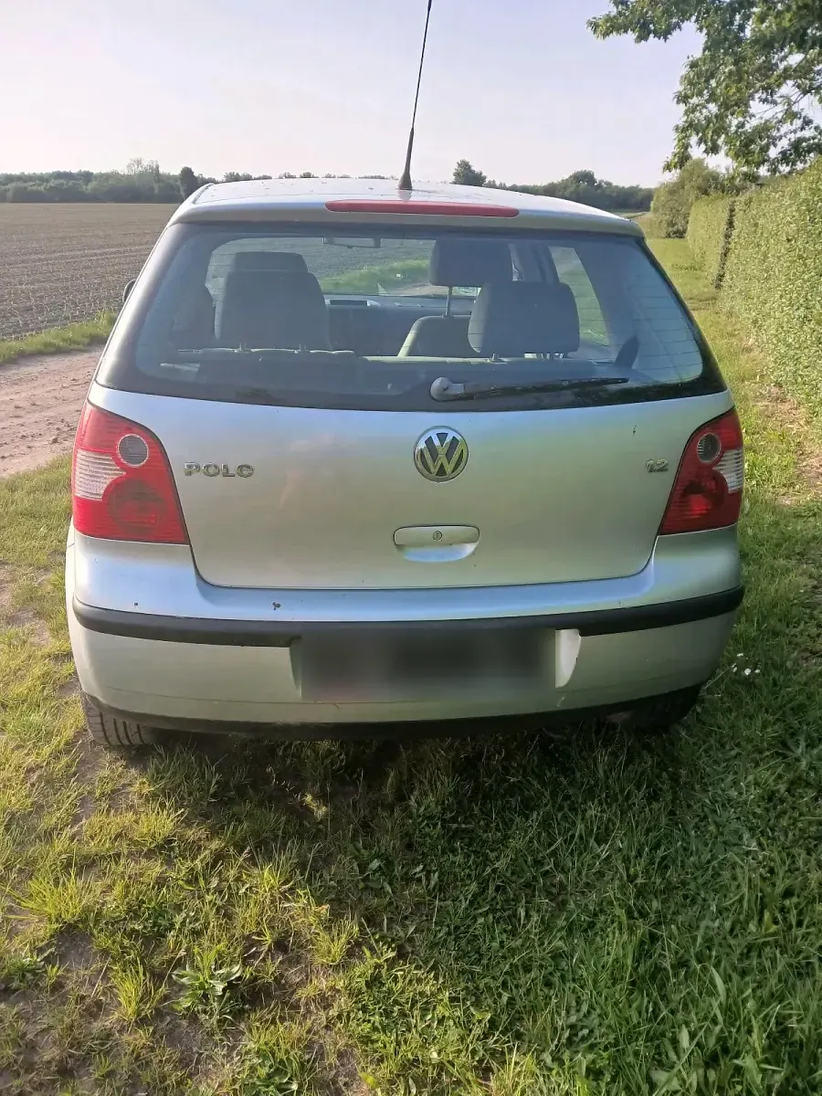 Używany VW Polo 65 KM (47 kW) 2004 Srebrny Hatchback