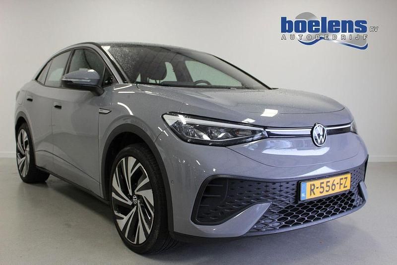 Grau Gebraucht 2022 VW ID.5 Pro SUV | 21.987 € - Bild 1/4