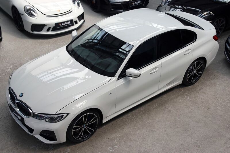 Weiß Gebraucht 2019 BMW 330 M Sport Limousine | 30.490 € (Fairer Preis) - Bild 1/4