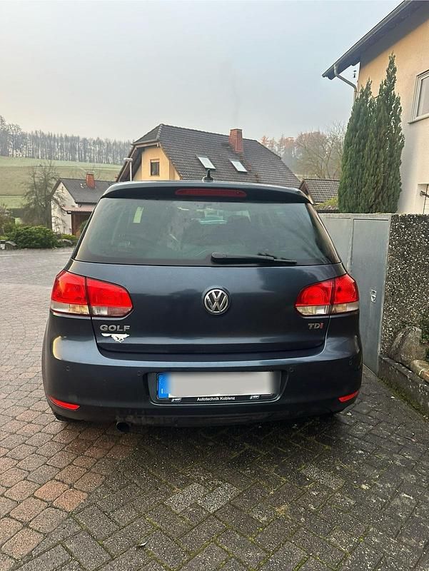 Blau Gebraucht 2012 VW Golf VI Kombi | 3.800 € (Superpreis) - Bild 1/4