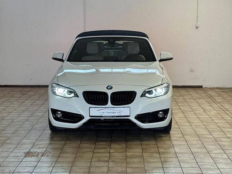 Gebraucht BMW 220 Sport Line 184 PS (135 kW) 2021 Alpinweiss iii Cabrio