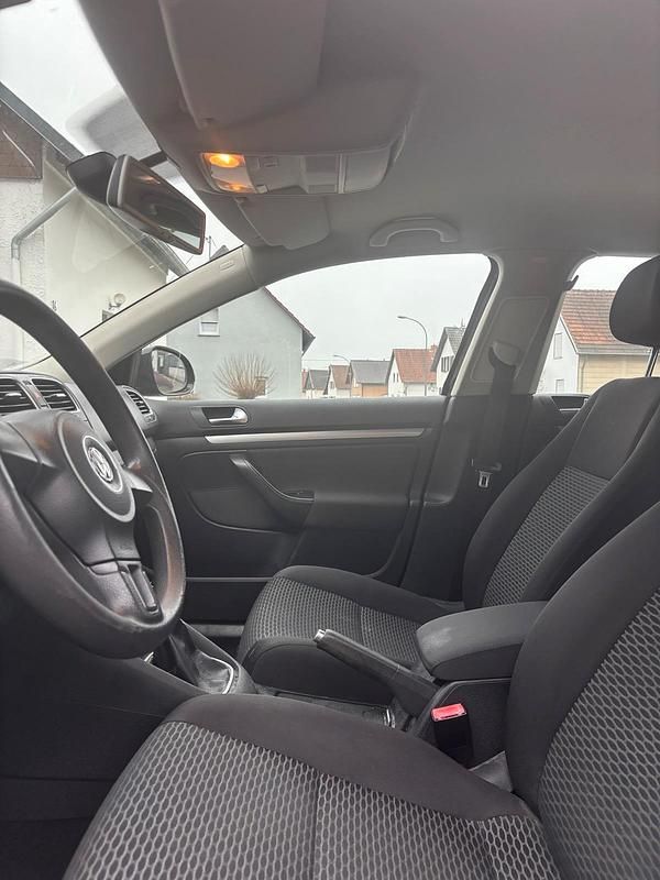 Gebraucht VW Golf VII 105 PS (77 kW) 2012 Schwarz Limousine