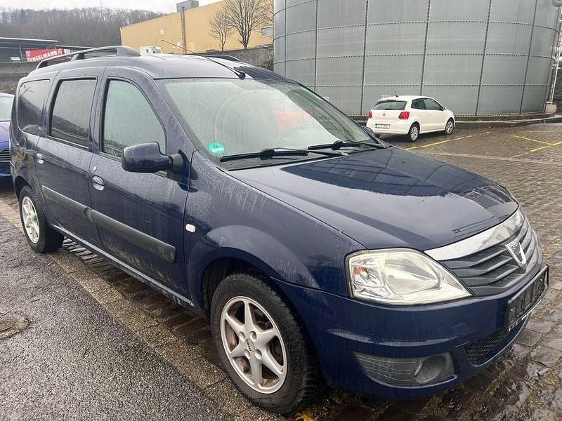 Blau Gebraucht 2012 Dacia Logan MCV Lauréate Kombi | 2.500 € (Superpreis) - Bild 1/4