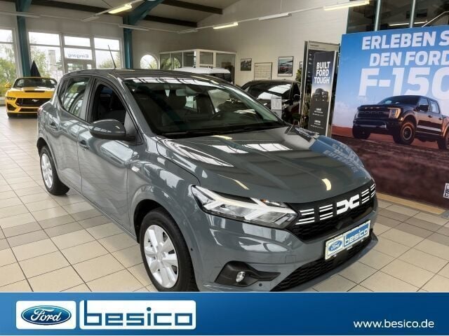 Andere farbe Gebraucht 2023 Dacia Sandero Expression Kleinwagen | 14.990 € (Guter Preis) - Bild 1/2