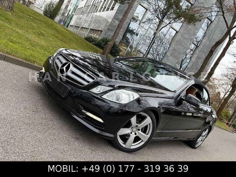 Schwarz Gebraucht 2012 Mercedes E200 AMG Cabrio | 12.900 € (Fairer Preis) - Bild 1/4