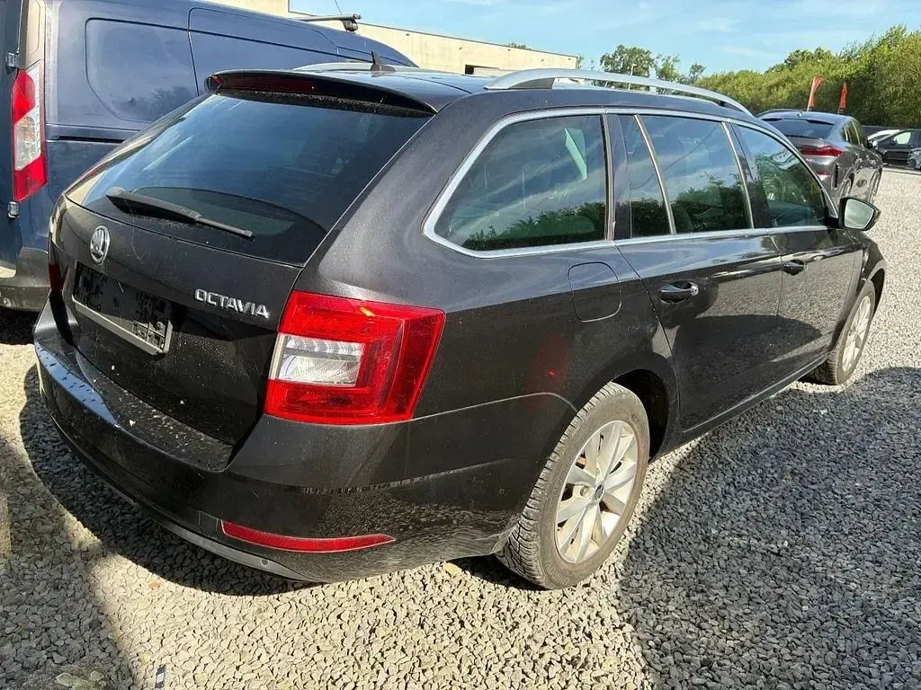 Gebraucht Skoda Octavia 116 PS (85 kW) 2018 Schwarz Kombi
