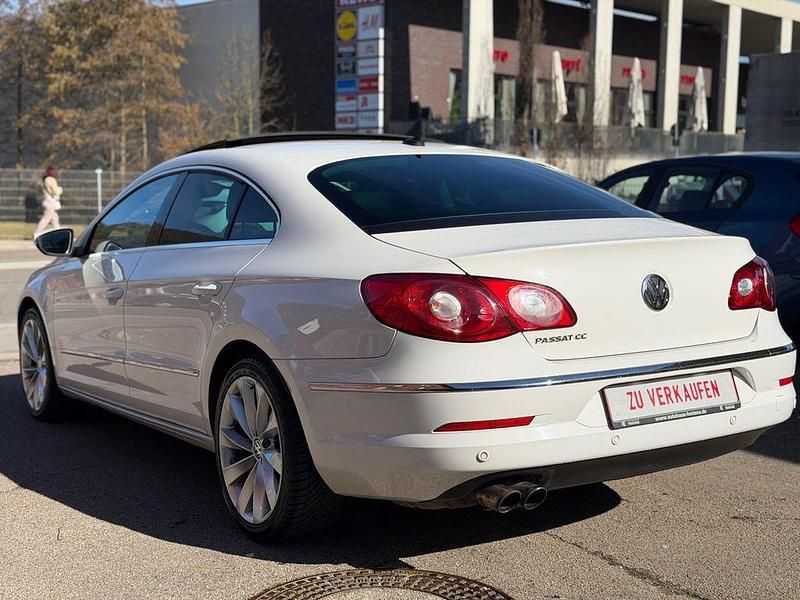 Gebraucht VW Passat 200 PS (147 kW) 2010 Weiß Limousine