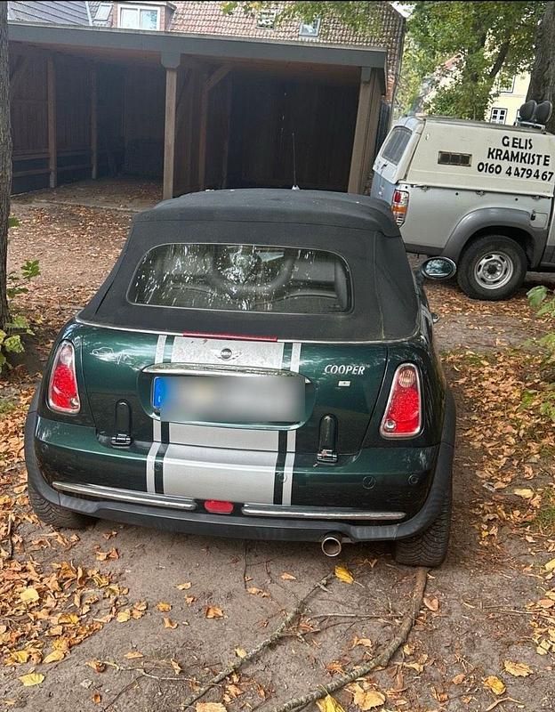 Grün Gebraucht 2004 Mini Cooper Coupé Coupé | 2.000 € (Guter Preis) - Bild 1/4
