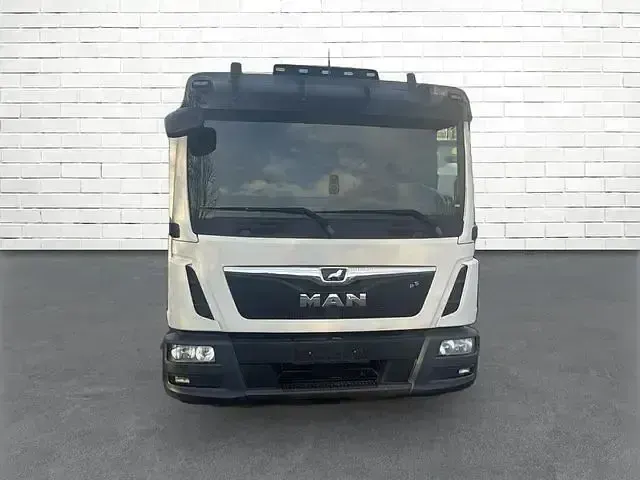 Używany MAN TGE 190 KM (139 kW) 2018 Biały Van