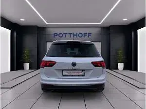 Gebraucht VW Tiguan 150 PS (110 kW) 2024 Weiß (oryxweiß perlmutteffekt) SUV