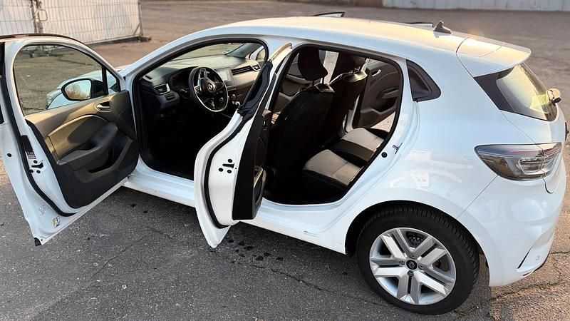 Gebraucht Renault Clio V Evolution 100 PS (73 kW) 2024 Weiß Kleinwagen