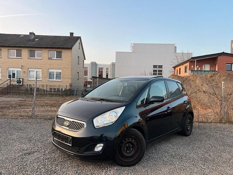 Gebraucht Kia Venga 128 PS (94 kW) 2012 Schwarz Kleinwagen