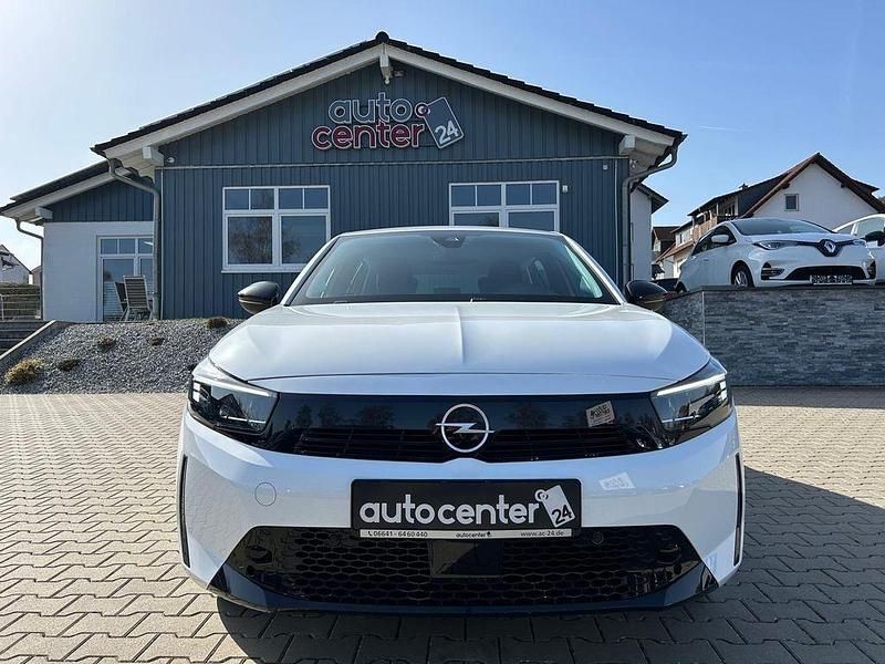 Gebraucht Opel Corsa-e 100 kW (136 PS) 2023 Weiß Kleinwagen