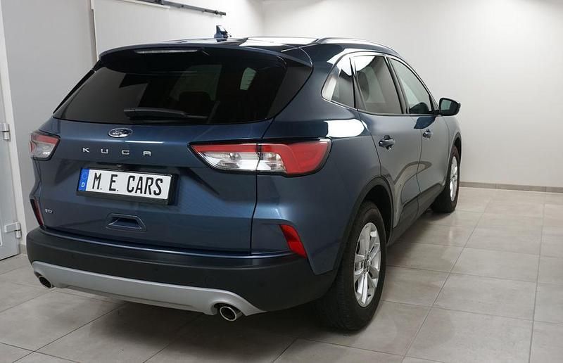 Gebraucht Ford Kuga Titanium 190 PS (139 kW) 2022 Blau SUV