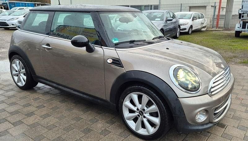 Gebraucht Mini Cooper Pepper 122 PS (89 kW) 2011 Silber Kleinwagen