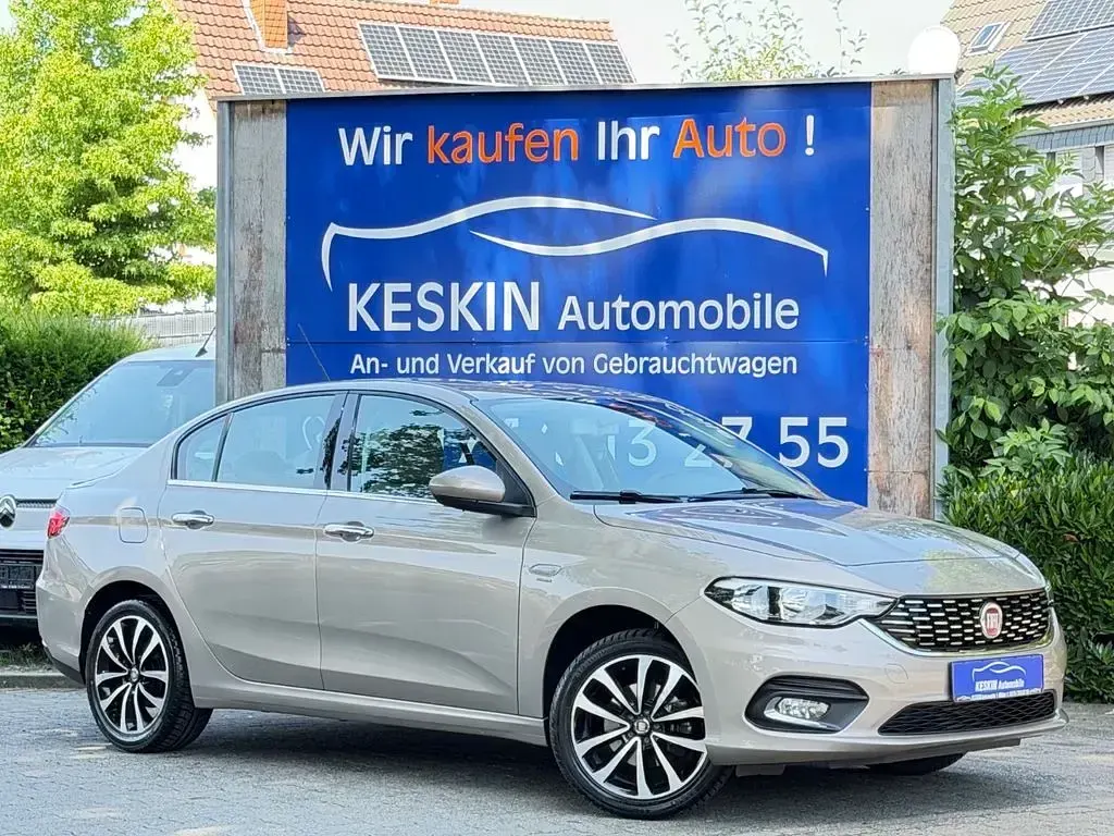 Gebraucht Fiat Tipo Lounge 95 PS (69 kW) 2017 Braun Limousine