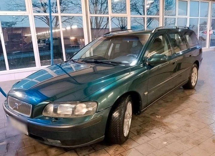Gebraucht Volvo V70 163 PS (119 kW) 2001 Grün Kombi