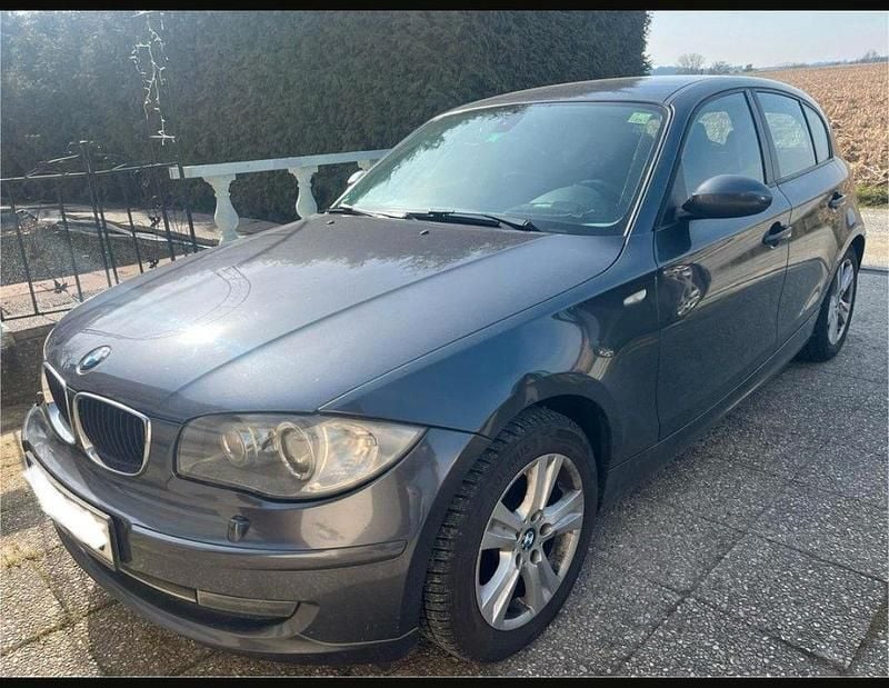 Gebraucht BMW 118 143 PS (105 kW) 2008 Grau Kleinwagen