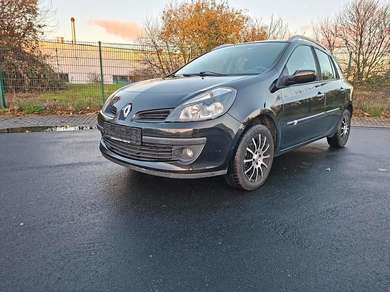 Gebraucht Renault Clio GrandTour Authentique 101 PS (74 kW) 2008 Schwarz Kombi