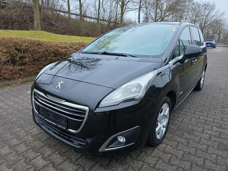 Gebraucht Peugeot 5008 114 PS (83 kW) 2014 Schwarz Van / Kleinbus