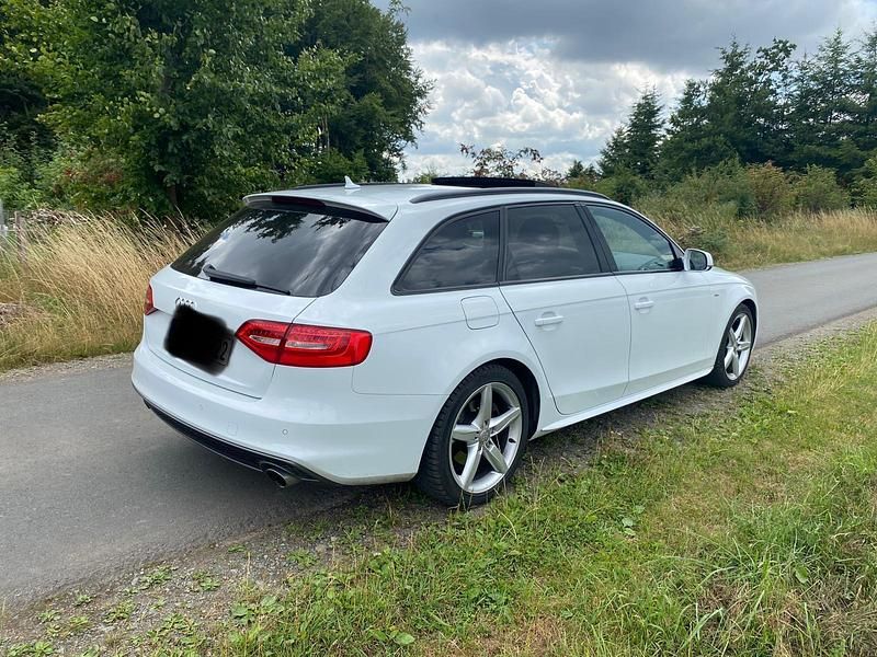Gebraucht Audi A4 S-Line 204 PS (150 kW) 2014 Weiß Kombi