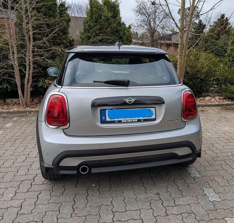 Gebraucht Mini Cooper Essential 136 PS (100 kW) 2023 Grau Kleinwagen